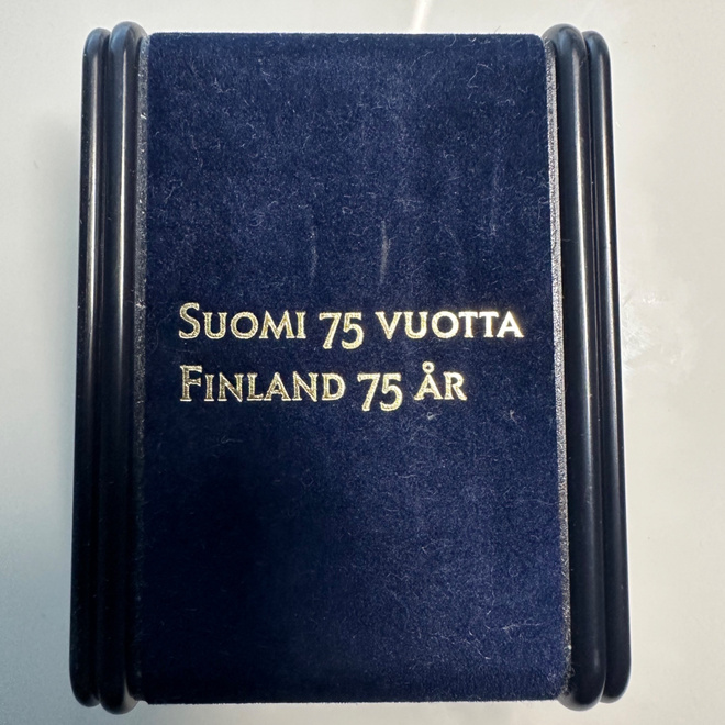SUOMI  75 VUOTTA  JUHLARAHA