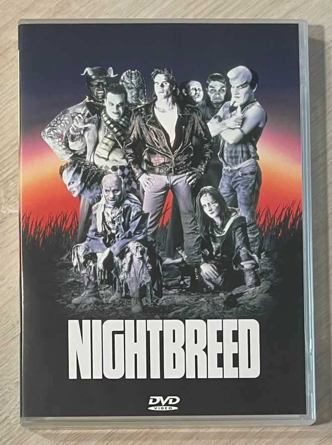Clive Barker: NIGHTBREED - yön kansa (1990)