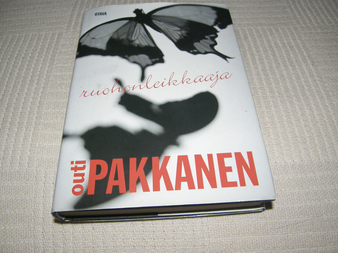 Outi Pakkanen Ruohonleikkaaja  -sid