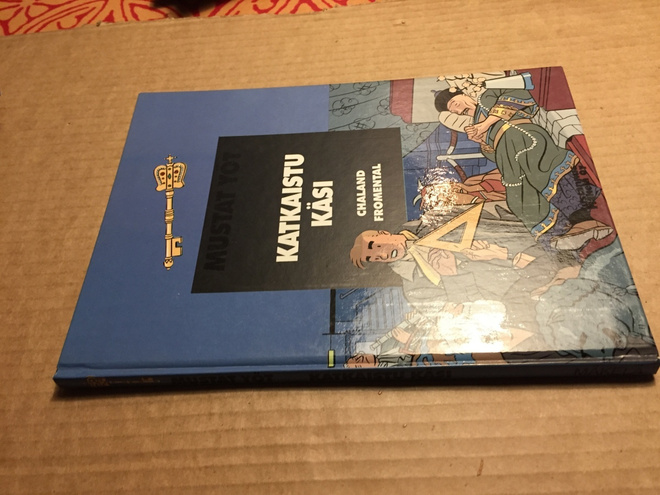 MUSTAT YÖT KATKAISTU KÄSI HYVÄ