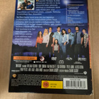 Uhan alla dvd koko sarja - pikkukuva 2