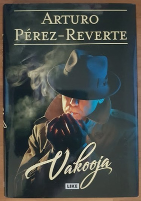 Arturo Pérez-Reverte: Vakooja