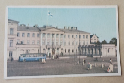 Helsinki,  Presidentin linna, linja-auto, vanh. väripk, ei p