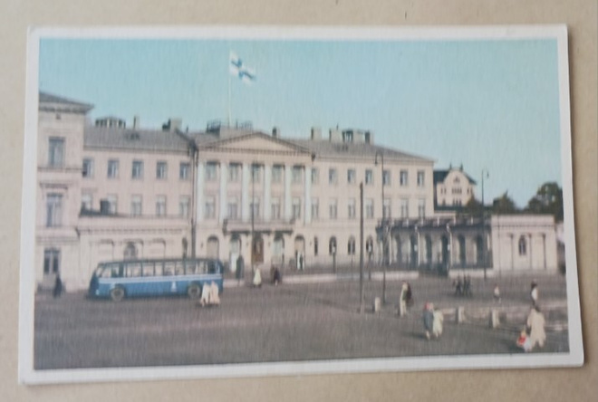Helsinki,  Presidentin linna, linja-auto, vanh. väripk, ei p