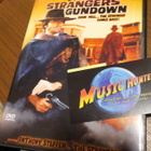 THE STRANGERS GUNDOWN UUSI DVD (W) - pikkukuva 1