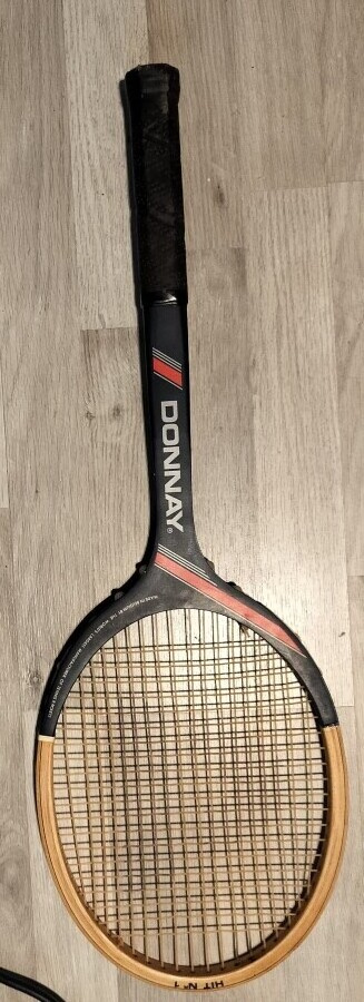 Donnay Hit nr 1 -tennismaila