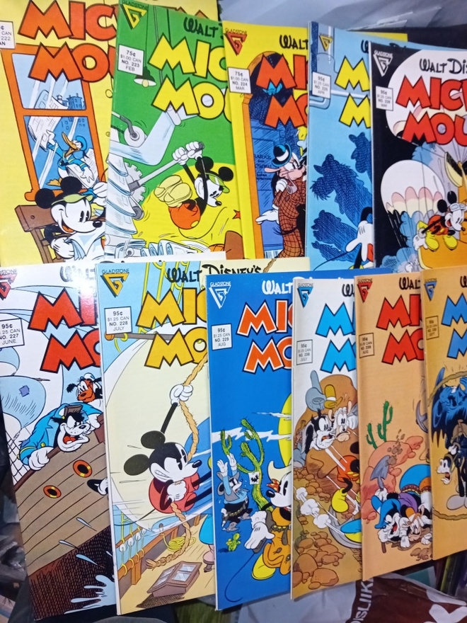 11 kpl Gladstone Mickey Mouse sarjakuvalehtiä v. 1987