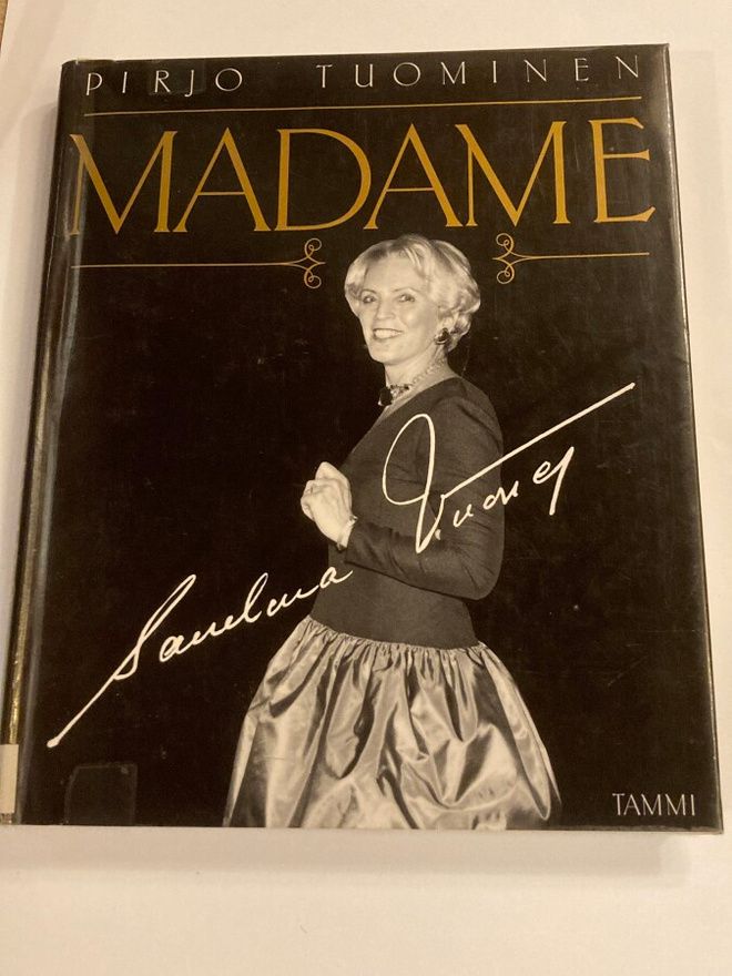 Pirjo Tuominen : Madame : Sanelma Vuorre