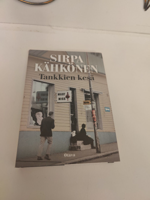 Sirpa Kähkönen; Tankkien kesä