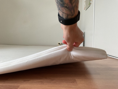 Ohut japanilaistyylinen patja