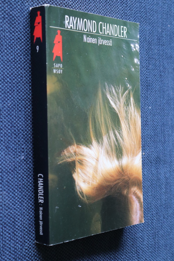 Raymond Chandler : Nainen järvessä ( SAPO 2.p. 1994 )