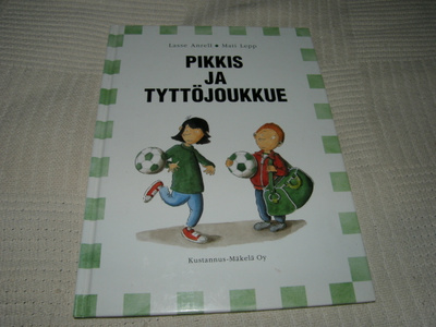 Anrell - Lepp Pikkis ja tyttöjoukkue