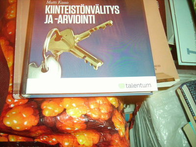 Kasso : Kiinteistön välitys ja arviointi ( 1 p. 2011 )
