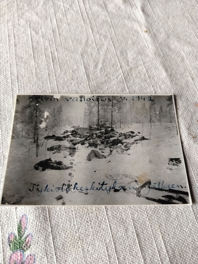sotavalokuva krivin valloitus 1942 ruumiskasa