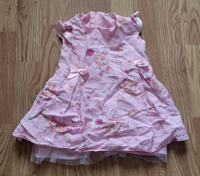 Hyvä vaatepaketti koko 74/80 cm