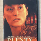 Rakkauteni, kohtaloni (1985) Meryl Streep & Sam Neill - pikkukuva 1