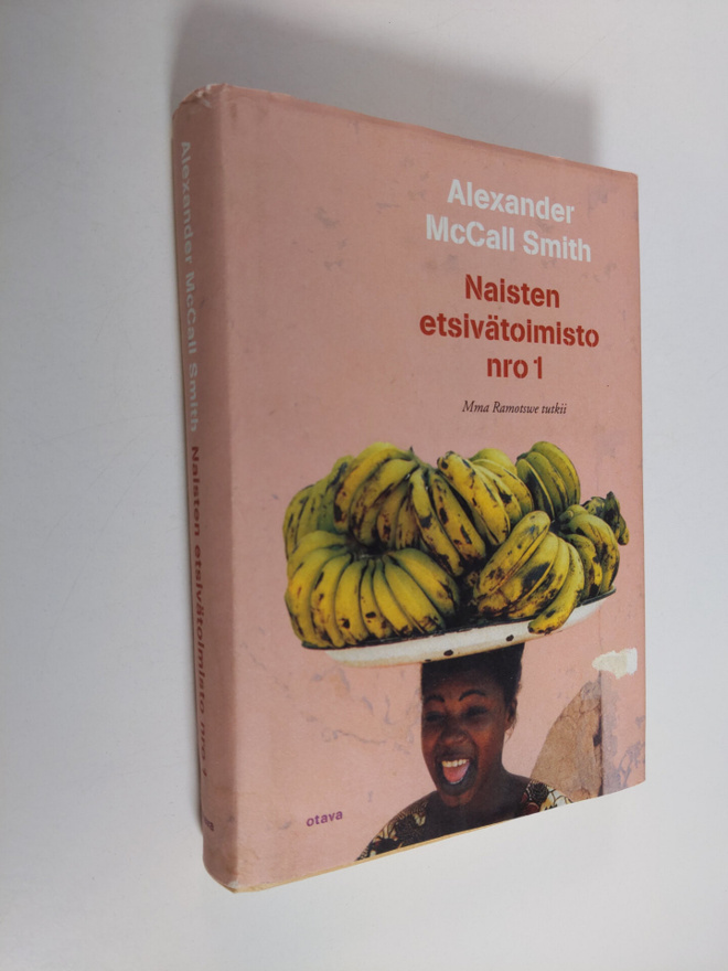 Alexander McCall Smith : Naisten etsivätoimisto nro 1