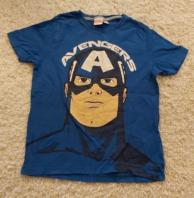 Avengers t-paita koko 146 - 152