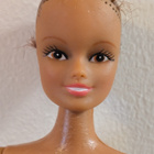 Barbie-klooninukke, kalju - pikkukuva 1