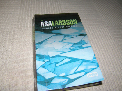 Åsa Larsson Kunnes vihasi asettuu -pok