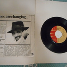DANYEL GERARD 7" Vinyyli TIMES ARE CHANGING v. 1978. - pikkukuva 3