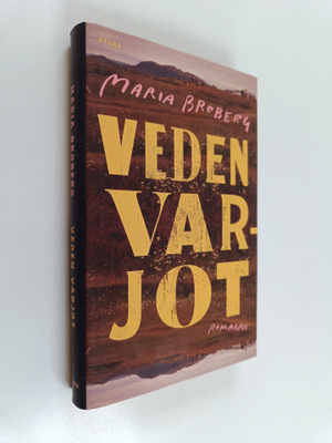 Maria Broberg : Veden varjot - Romaani