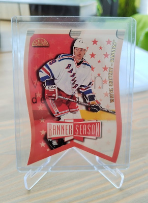 1997-98 Leaf Banner Season Wayne Gretzky #3