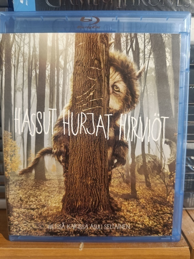 Hassut hurjat hirviöt (2009) Blu-ray Suomijulkaisu