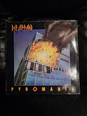 Def Leppard – Pyromania