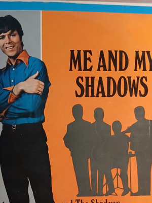 Cliff Richard & The Shadows : Me And My Shadows.