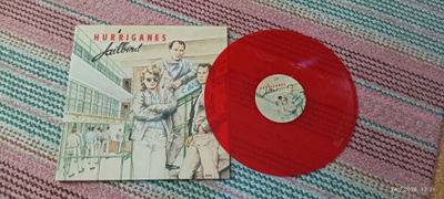 Hurriganes LP Jailbird Lipposen Levy ja kasetti