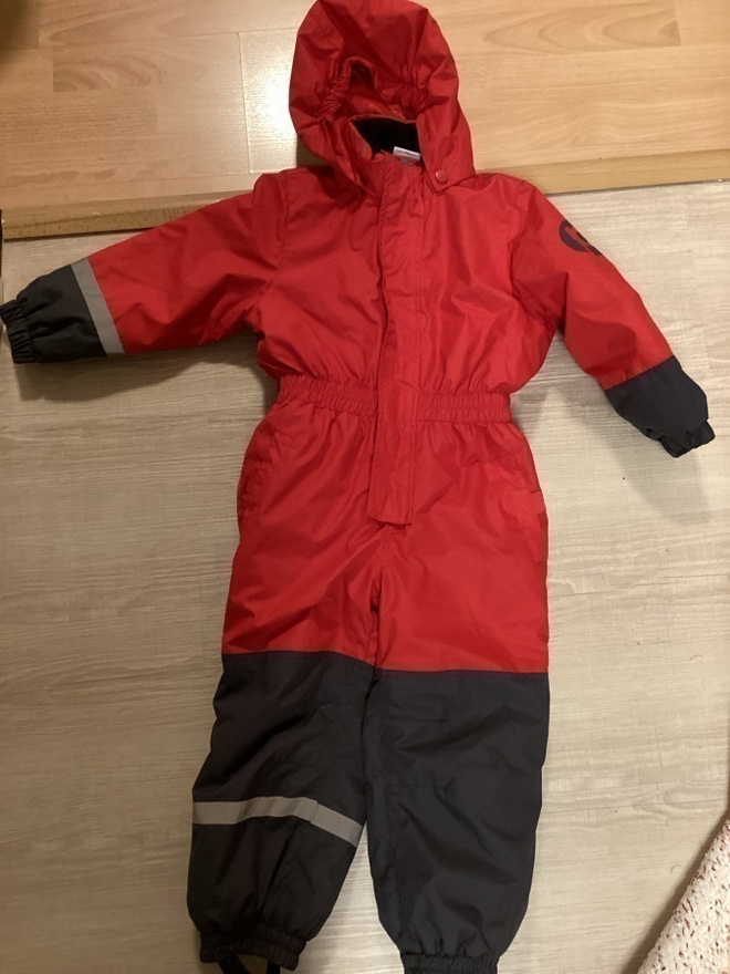 Punaiset talvihaalarit koossa 100cm