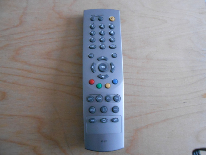 HUMAX RT-517 kaukosäädin