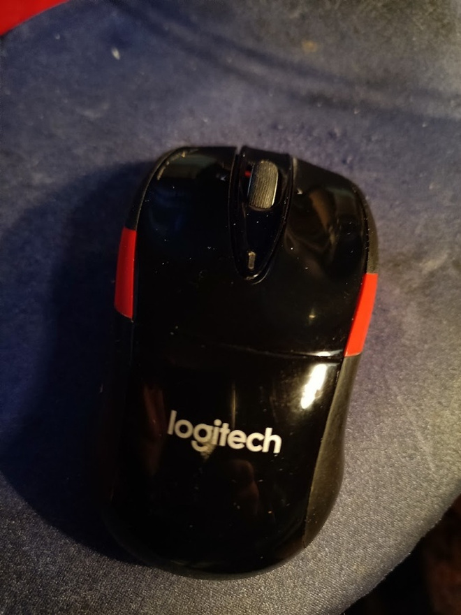Langaton hiiri Logitech M525  näppis Logitec,
