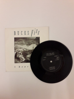 Bucks Fizz - I Hear Talk (LPs)