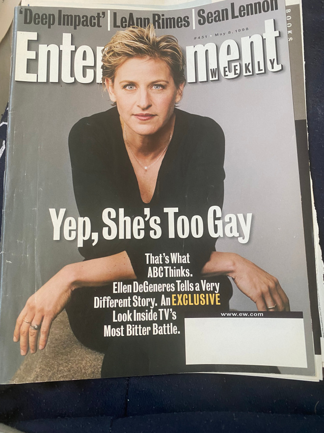 Entertainment Weekly 531 (1998) gay-teema + leikkeitä