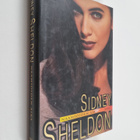 Sidney Sheldon : Naamioiden aika - pikkukuva 1