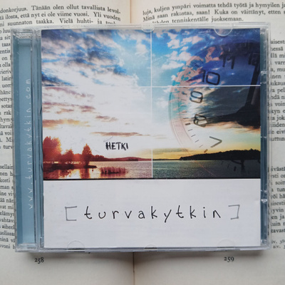 Turvakytkin - Hetki (CD)