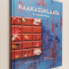 Matleena Lahti : Raakasuklaata ja superruokaa - pikkukuva 1
