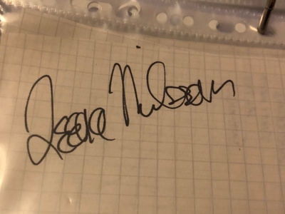 Leena Nilsson nimikirjoitus paperilla