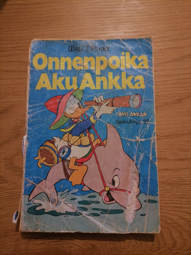 Aku Ankan Taskukirja 32: Onnenpoika Aku Ankka