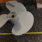 Perämoottorin potkuri Yamaha 50hv - pikkukuva 2