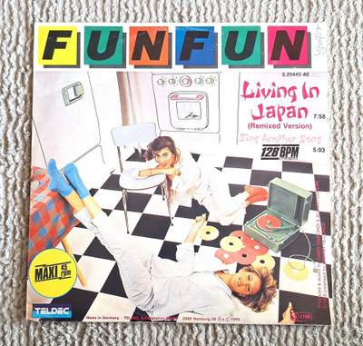 FUN FUN - Living In A Japan