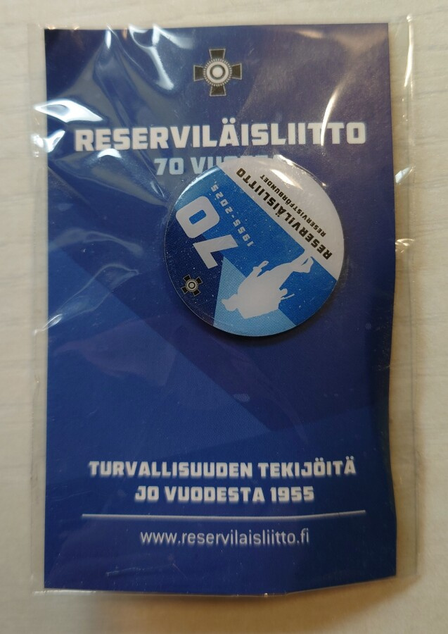 Reserviläisliitto 70 vuotta -rintamerkki