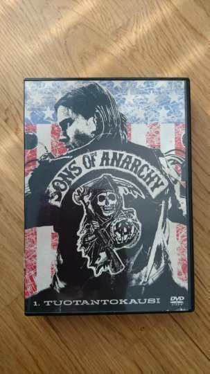 SONS OF ANARCHY 1. kausi - (4 disc)  DVD Boxi