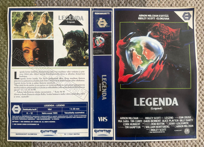 VHS KANSILEHTI : LEGENDA / LEGEND