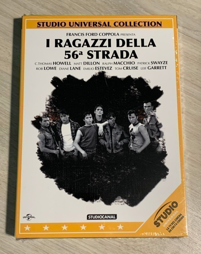 Francis Ford Coppola: OUTSIDERS - Kolmen jengi (1983) *UUSI*