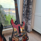 Guitar Hero kitaraohjain + Teline + Kasa pelejä - pikkukuva 4