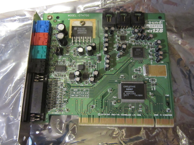 SoundBlaster PCI 128 äänikortti