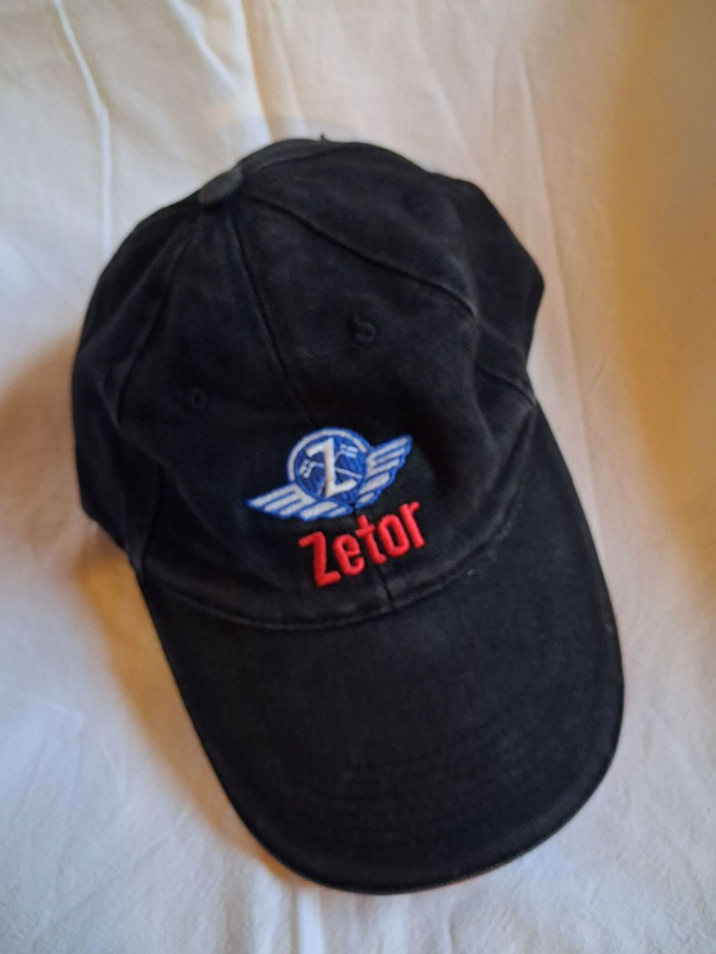Zetor lippalakki